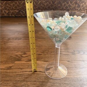 10’in Acrylic Martini plus DIY Florals for DIY Floral Arrangement